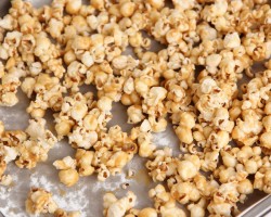 Homemade Caramel Popcorn Recipe – Laura Vitale – Laura in the Kitchen Episode 823