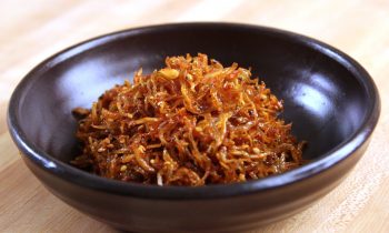 Stirfried dried anchovy side dishes (myulchi bokkeum:멸치볶음)