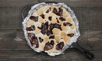 Skillet Brownie S’mores • Tasty