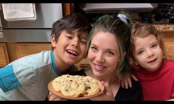 Hannah Is Making Easy Cake Mix Cookies With Her Kids! • Tasty