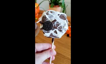 Spooky Chocolate Apple Pops