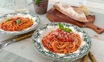 Spaghetti with Marinara Sauce. Simple home cooking!