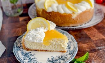 The Perfect Lemon Cheesecake – Easy and Delicious!