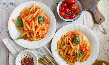 Fresh Tomato Pasta in under 20 Minutes! 🍝🍅