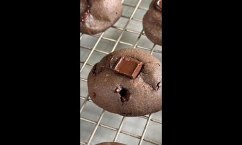 Chocolate Mochi Puff Bread